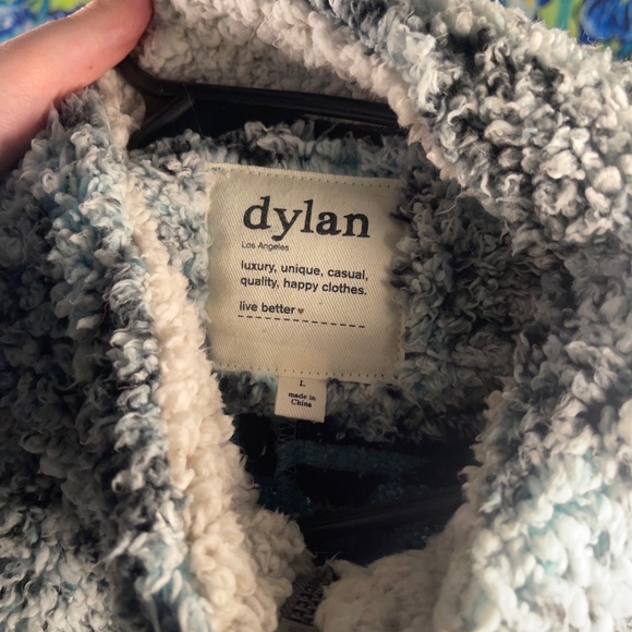 BLUE PATTERNED DYLAN FUZZY PULLOVER - Picture 2 of 3